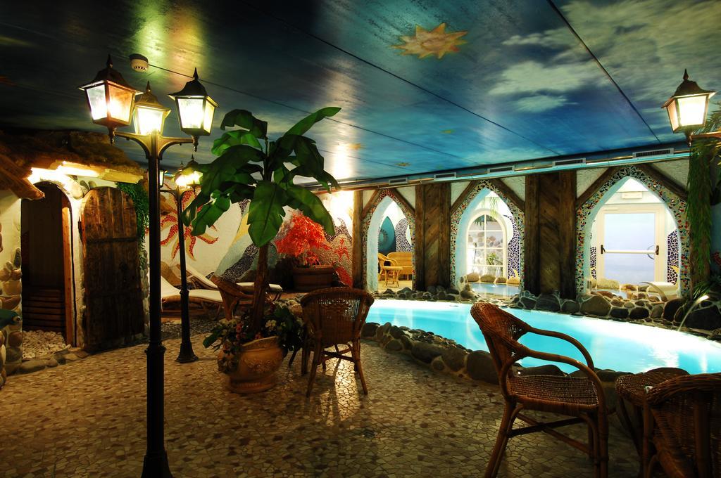 Hotel Ancora Castello-Molina di Fiemme Eksteriør bilde