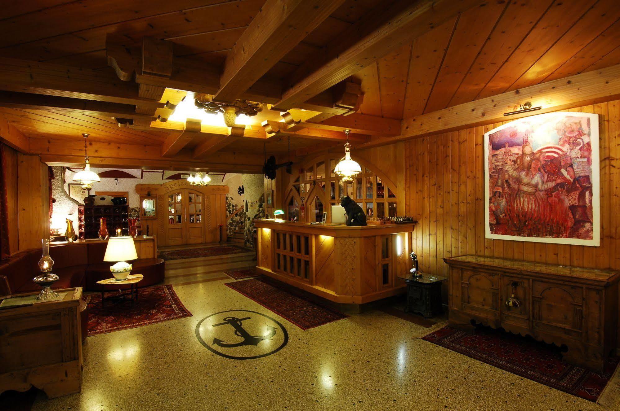 Hotel Ancora Castello-Molina di Fiemme Eksteriør bilde